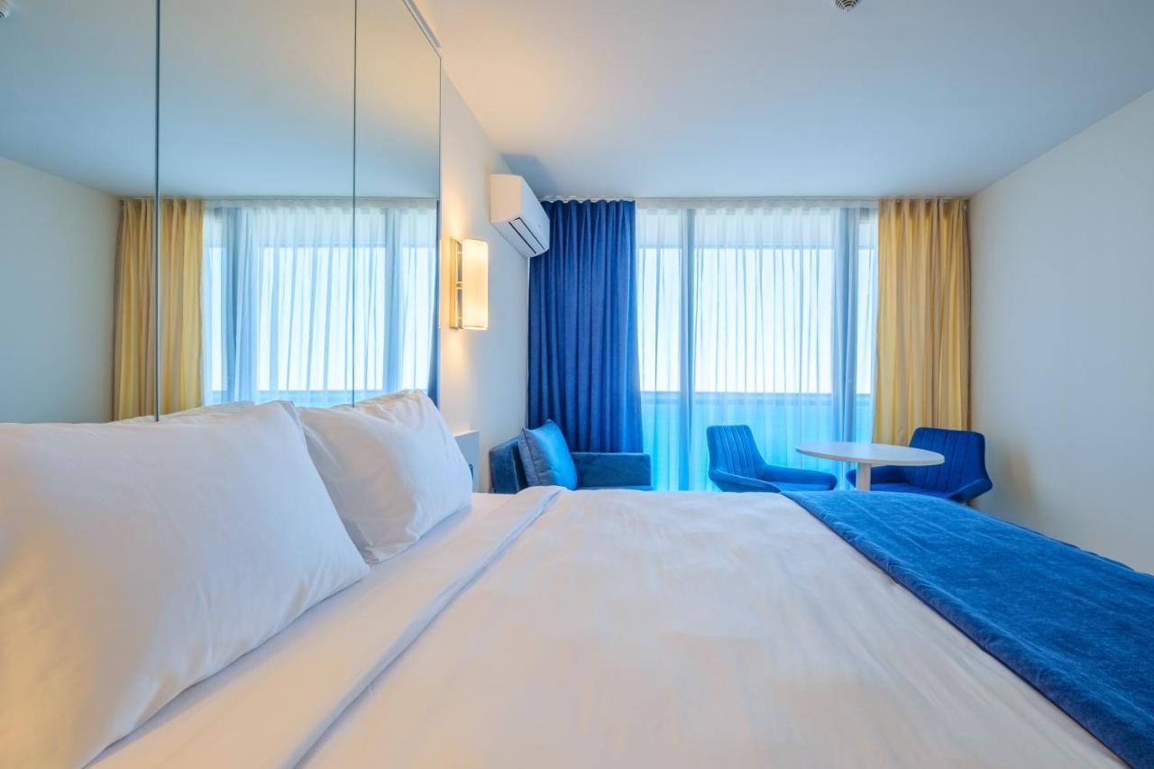 Orbi City Hotel Official D Block 바투미 외부 사진
